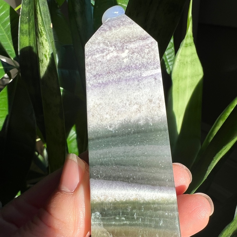 Fluorite tower (p) | crystal
